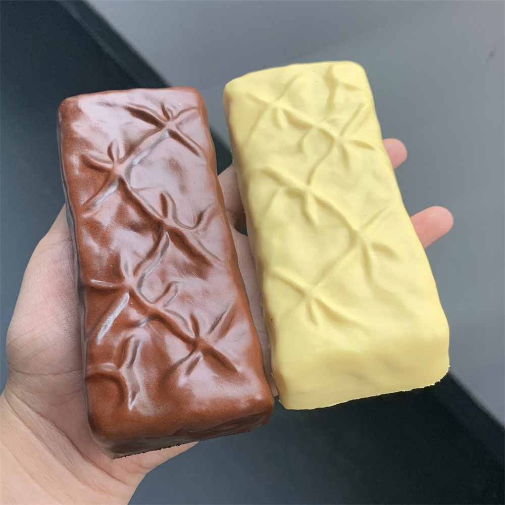 Large Snickers Model Simulatio - Food Xxl review and price